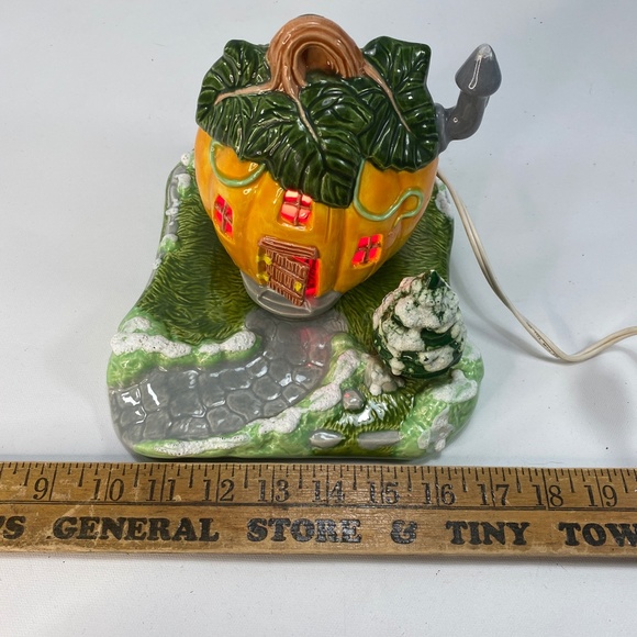 Vtg 2 Pc Scioto Molds Ceramic 1980/90s Pumpkin House Snowy Yard Trees w Light - Picture 15 of 16